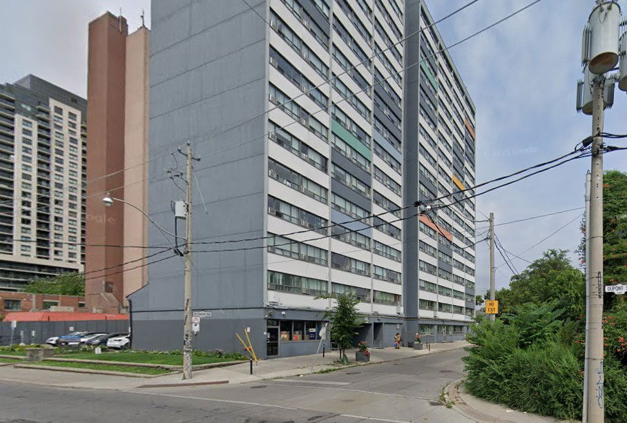 730 St. Clarens Avenue East, West End, Toronto