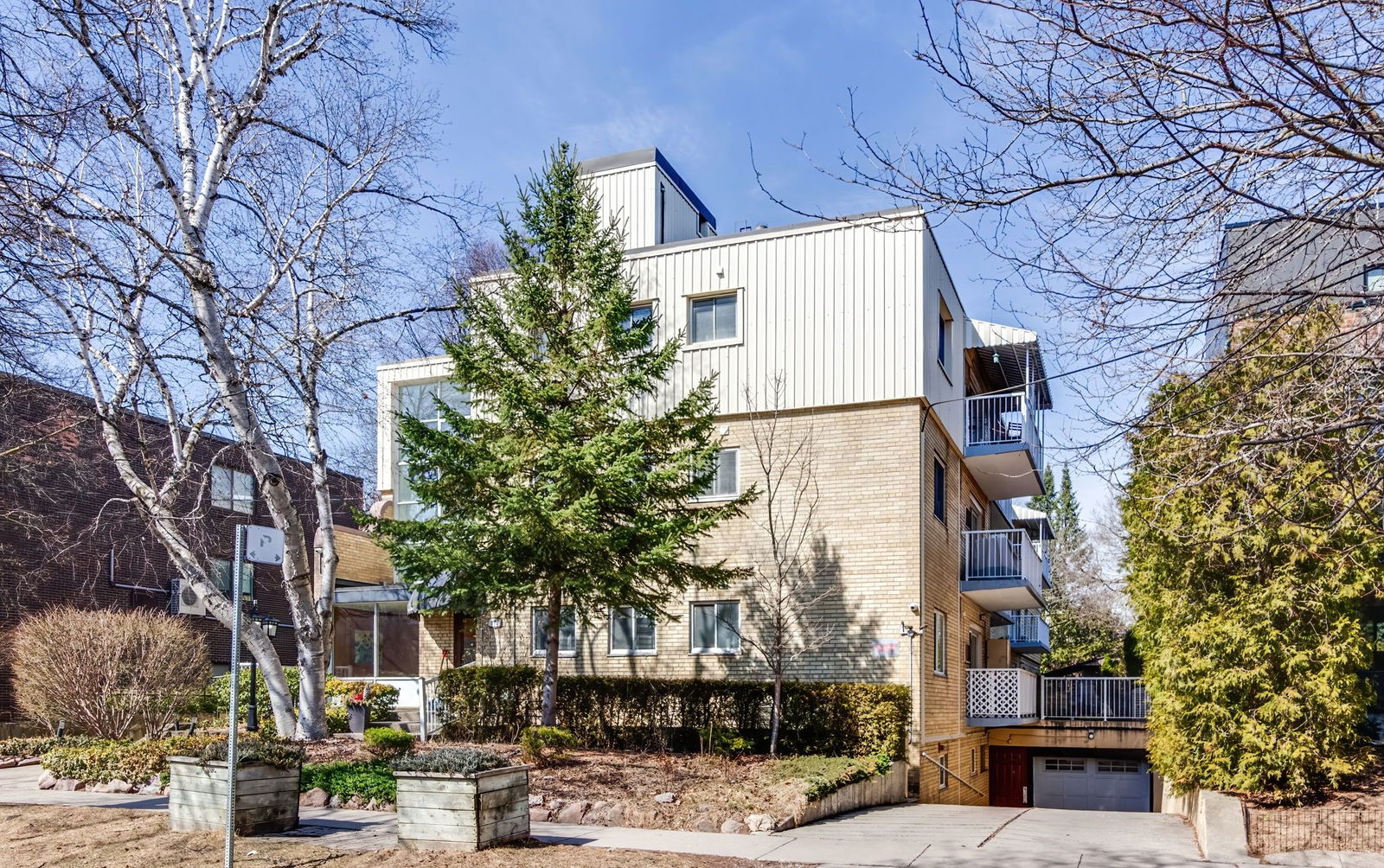 Exterior Side — 172 Sherwood Avenue, Midtown, Toronto