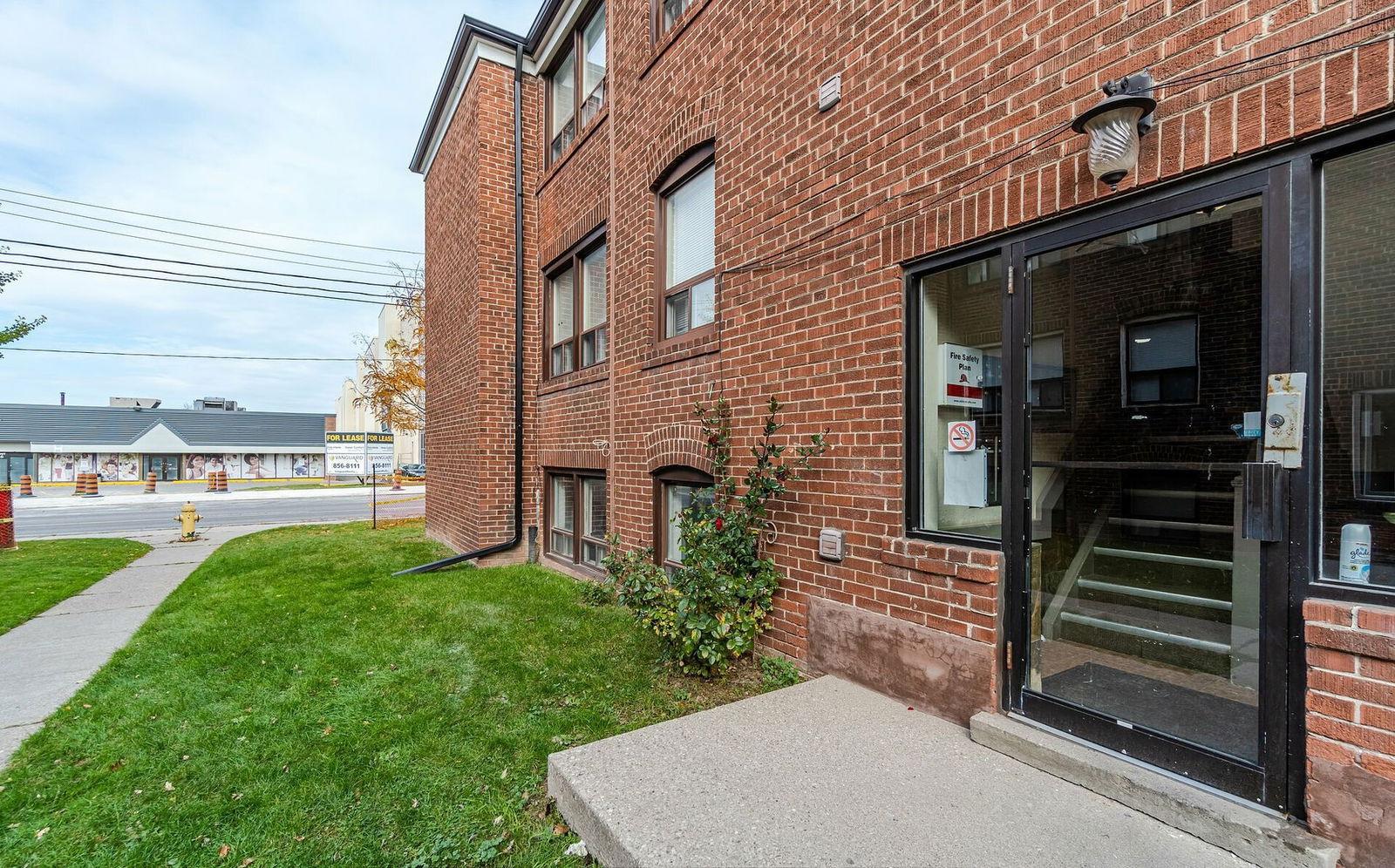 Entrance — 1139 O'Connor Drive, East York, Toronto