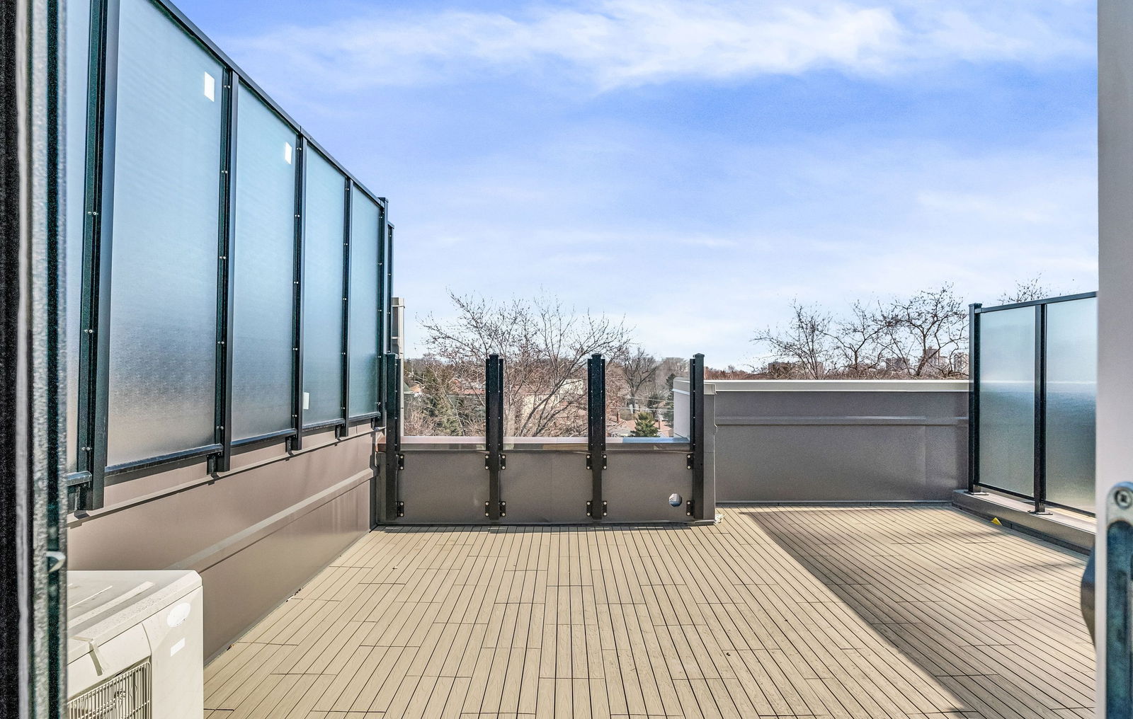 Rooftop Deck — 1399 O'Connor Drive, East York, Toronto