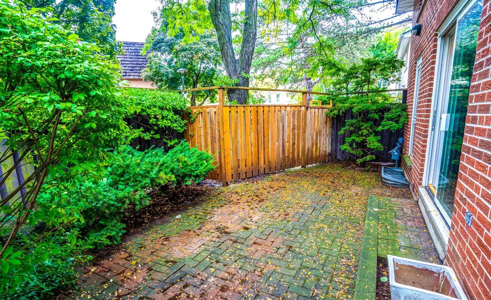 Patio — 16 Rollscourt Drive, North York, Toronto