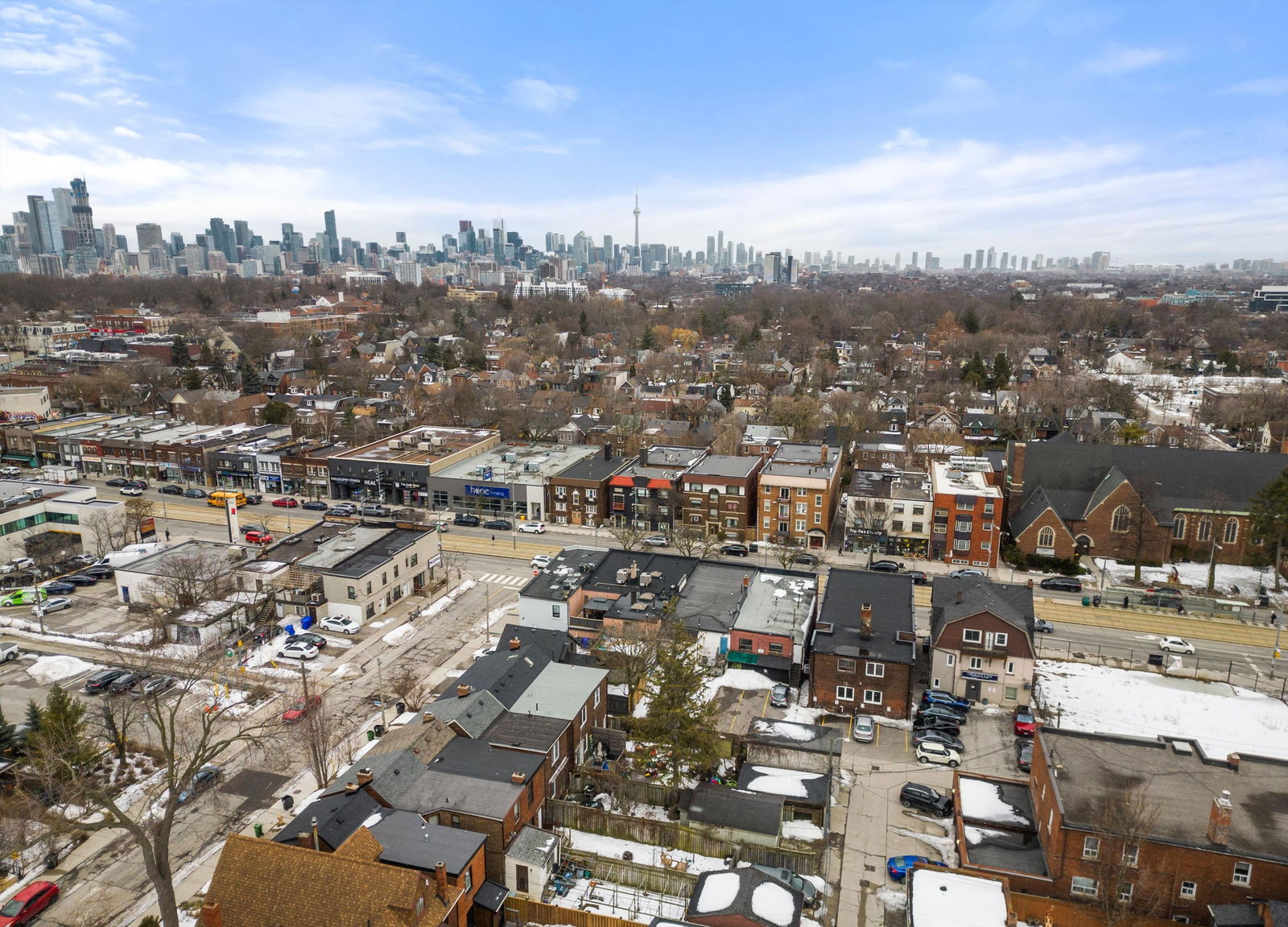 595 St. Clair Avenue West , Midtown, Toronto