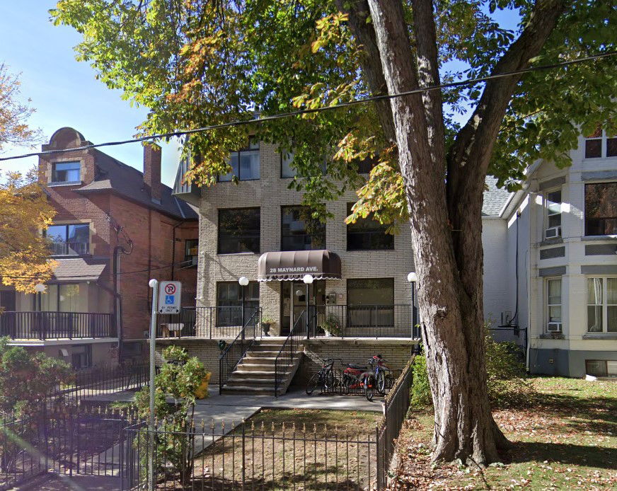 28 Maynard Avenue West, West End, Toronto