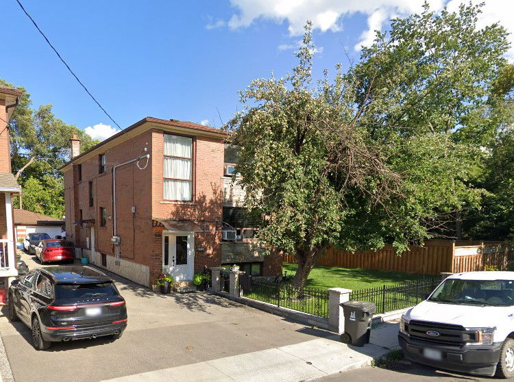 73 Gray Avenue, York Crosstown, Toronto