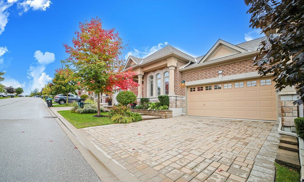 Exterior Side — 19 Westmount Drive , New Tecumseth, Toronto