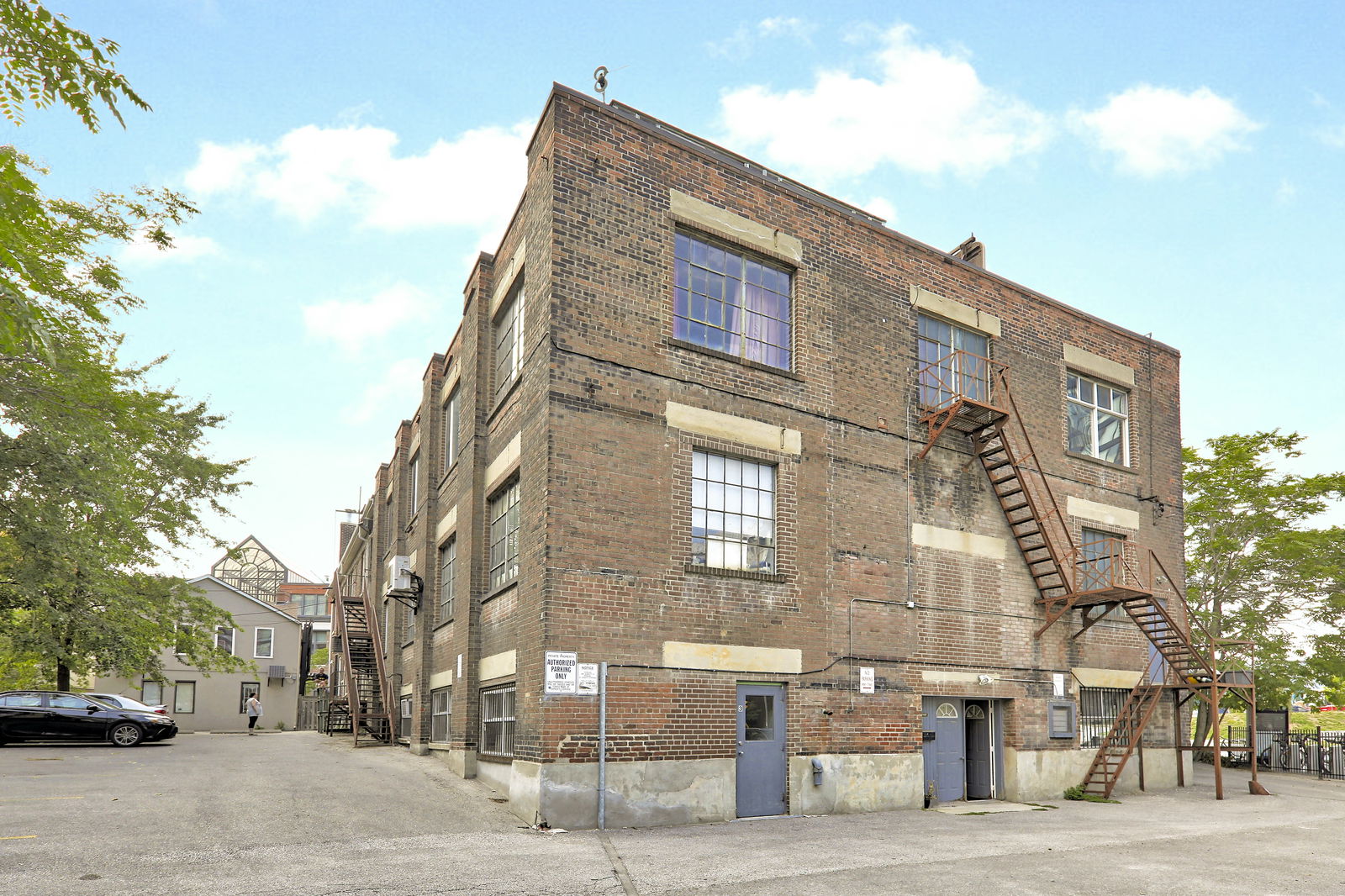 Exterior — Carhartt Lofts, Downtown, Toronto