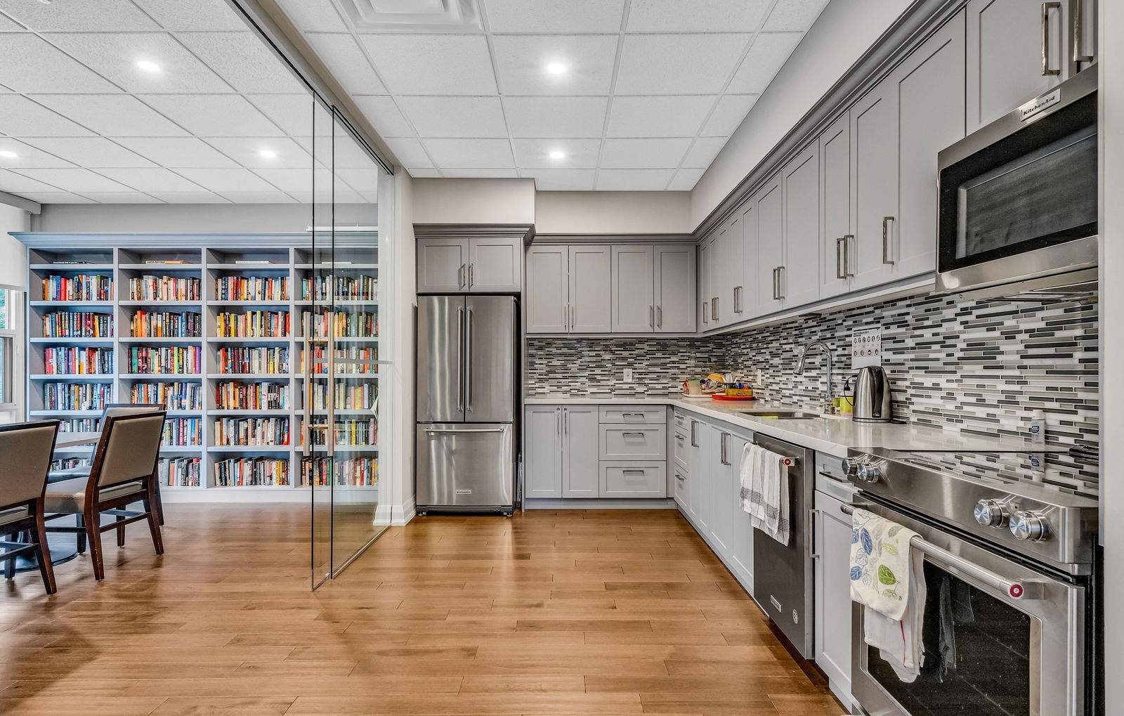 Party Room — 50 Quebec Avenue, West End, Toronto