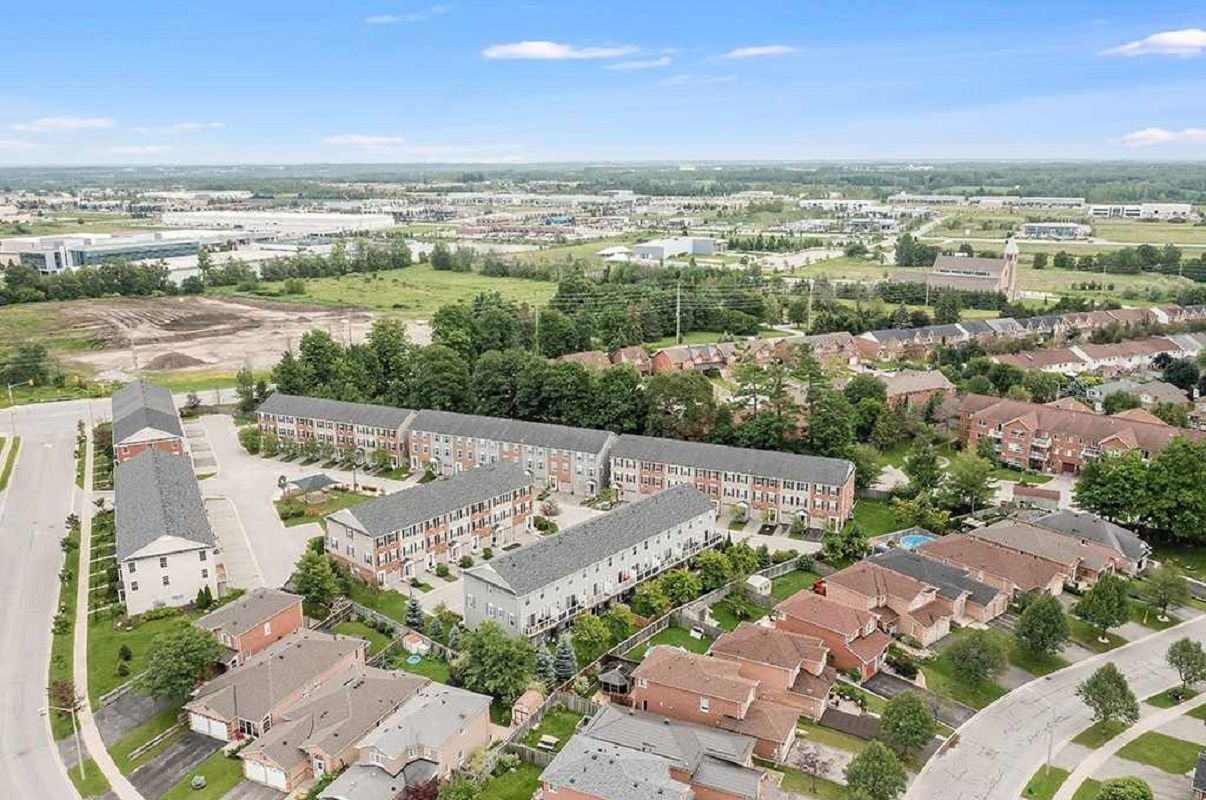 Skyline — 91 Coughlin Road, Barrie, Toronto