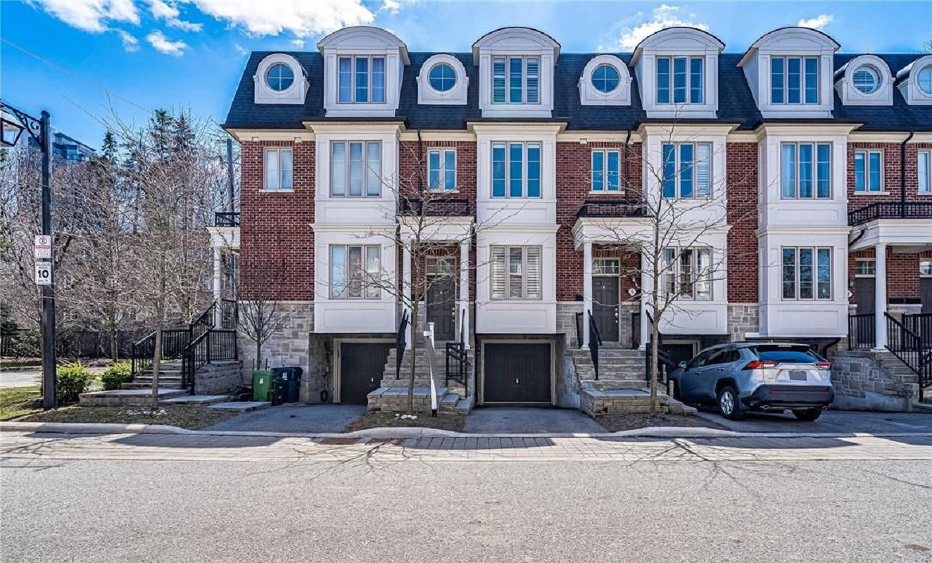 3 Johnson Farm Lane, North York, Toronto