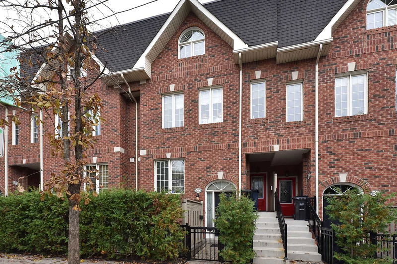 1013a College Street