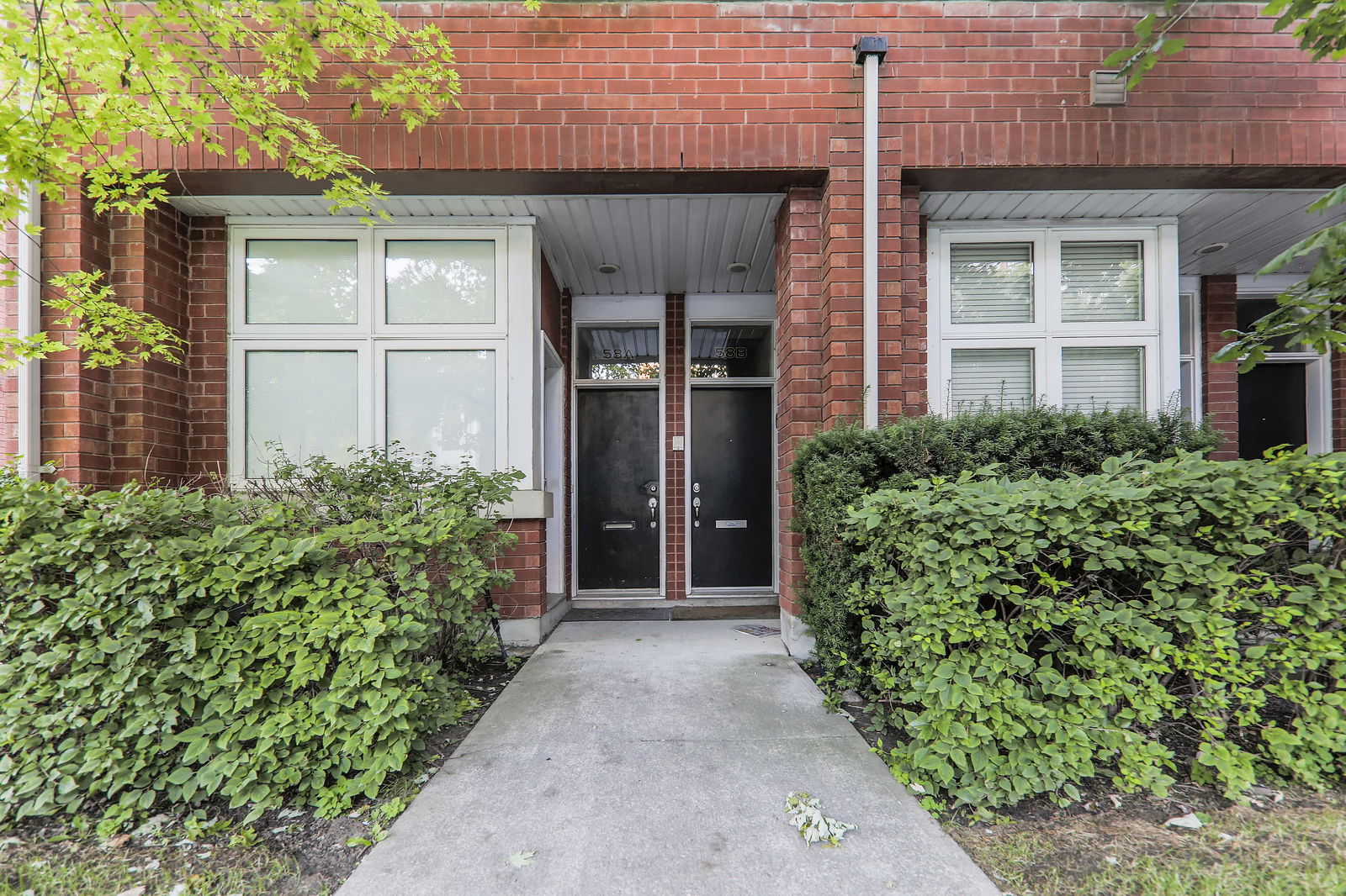 Unit Entrance — Tecumseth Townhomes, Downtown, Toronto