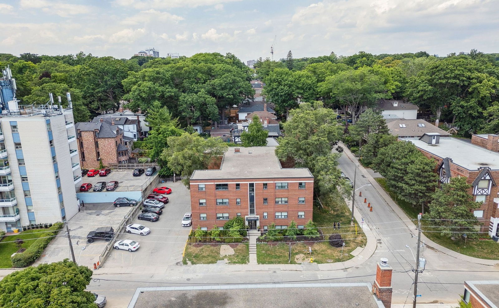 3015-3017 Queen Street East, Scarborough, Toronto