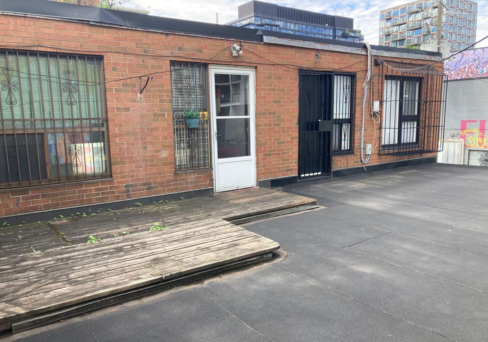 Patio — 428 Queen Street West, Downtown, Toronto