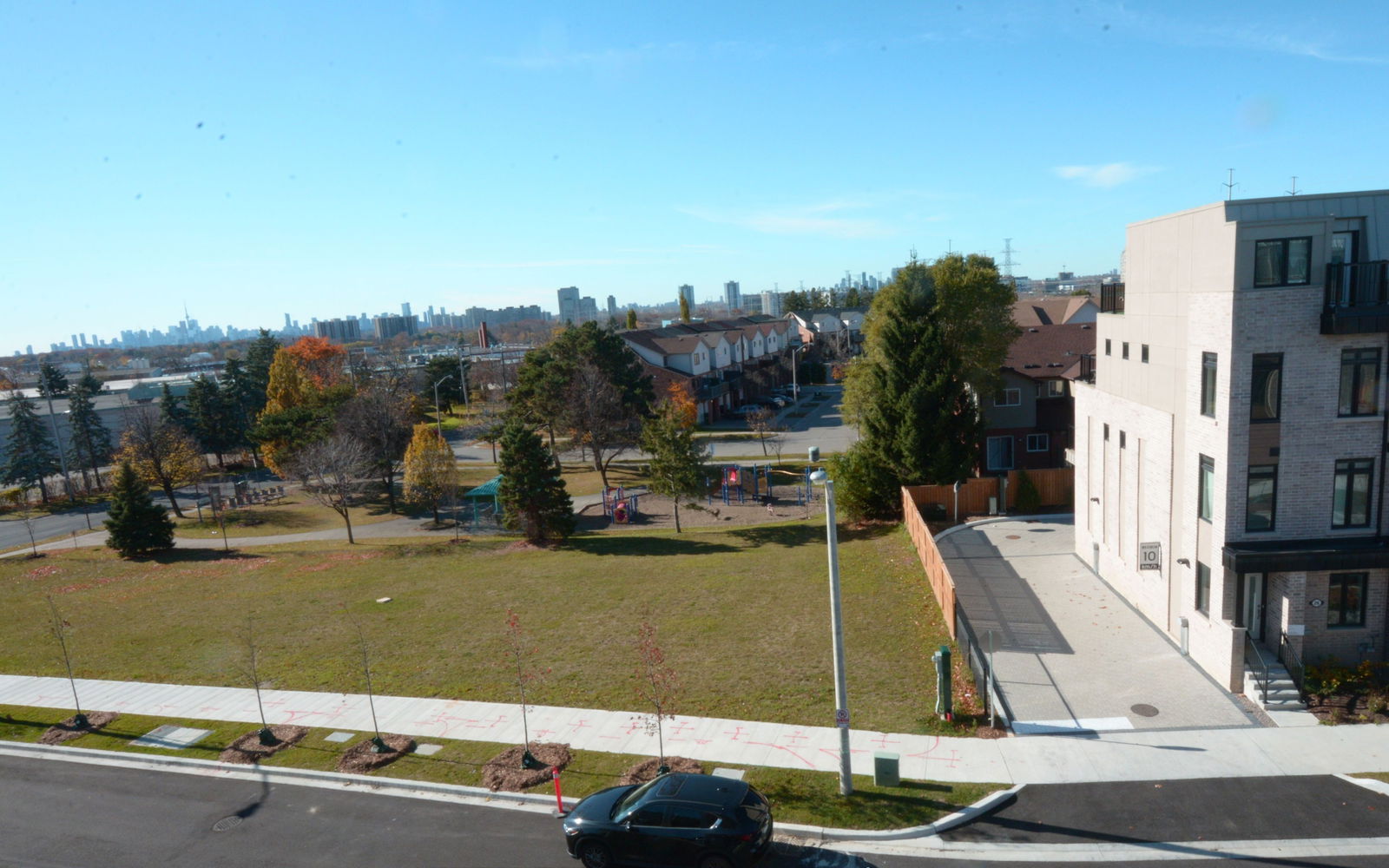 Skyline — 23 Case Ootes Drive, North York, Toronto