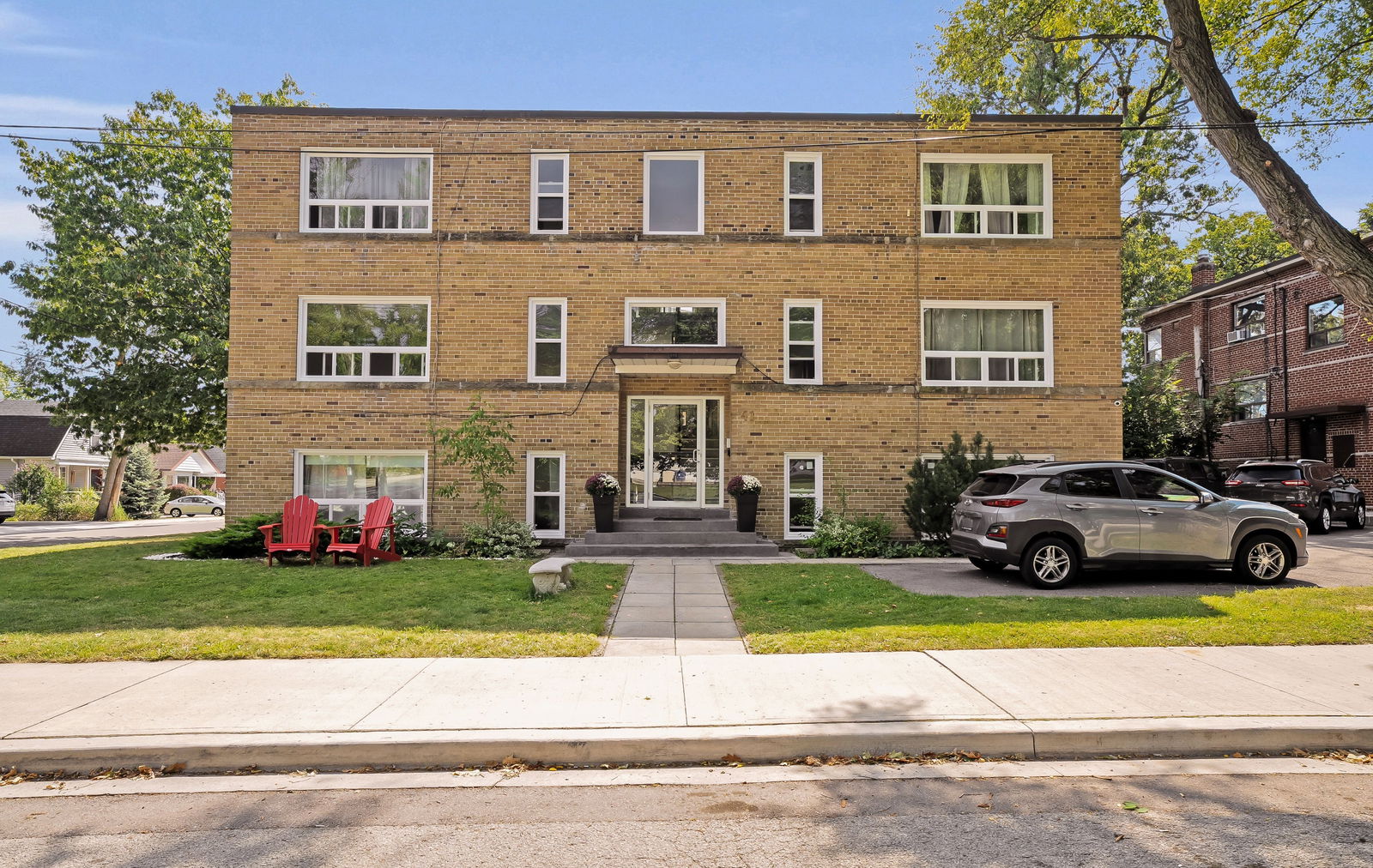 5 Marina Avenue, Etobicoke, Toronto