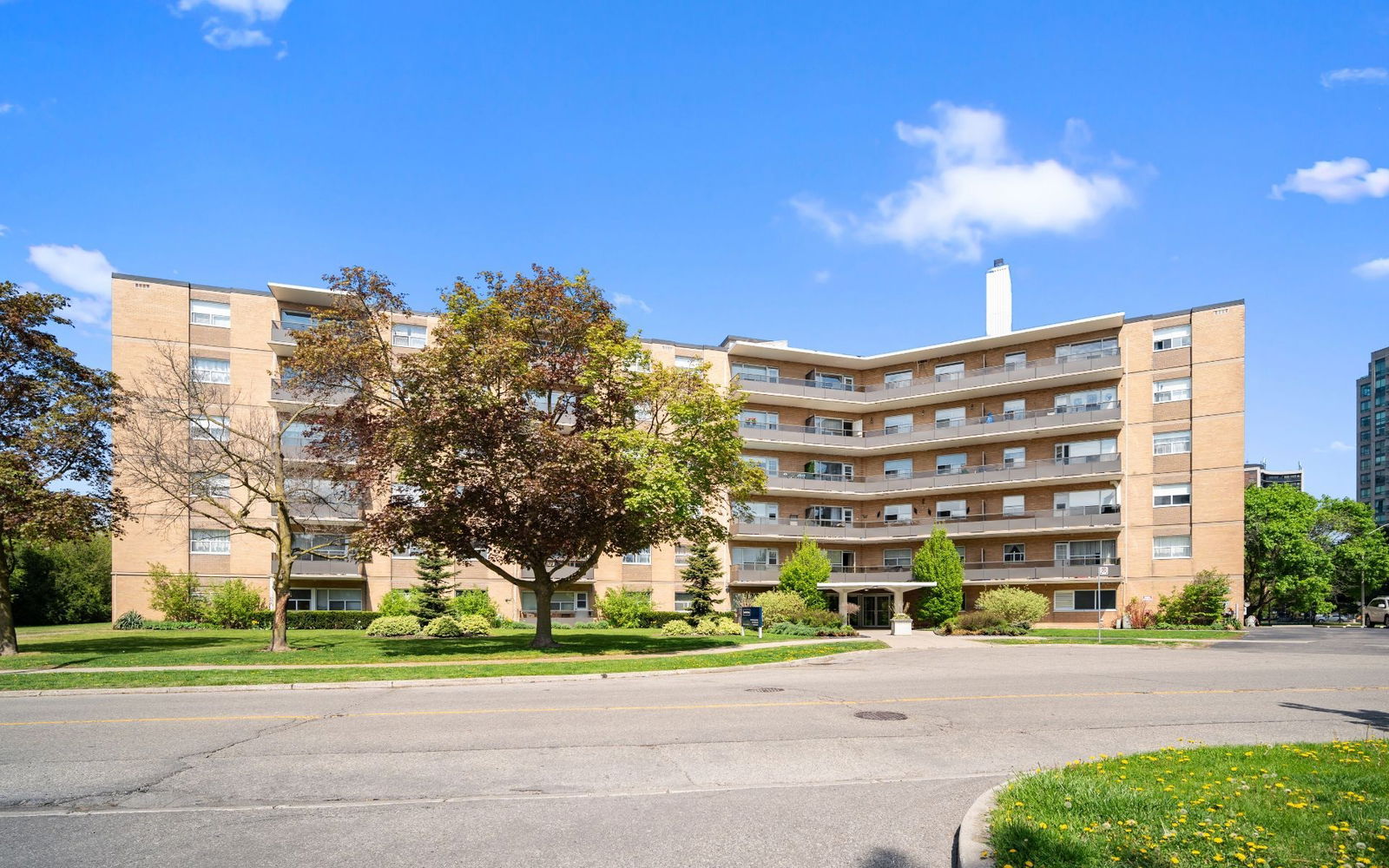 10 Fontenay Court, Etobicoke, Toronto