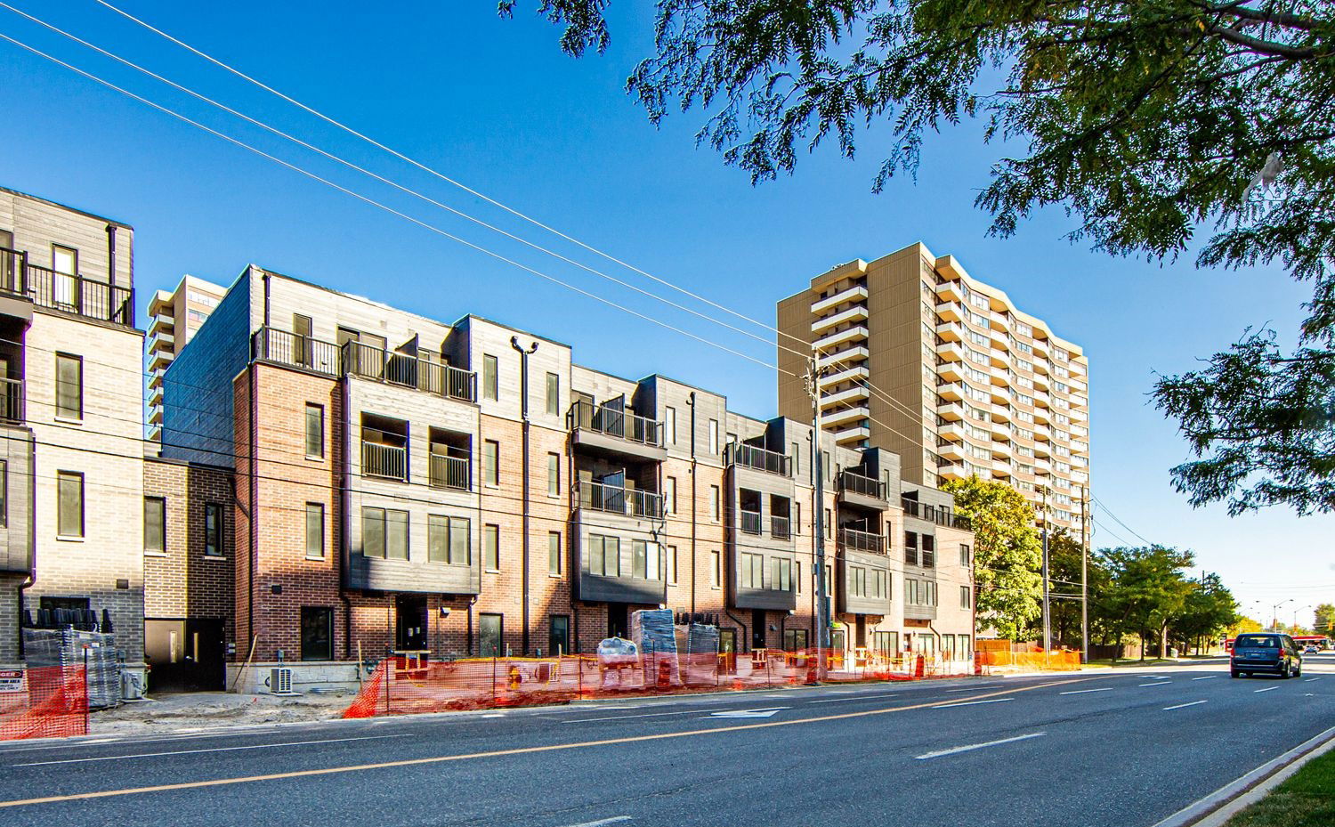 Exterior Side — 3069 Pharmacy Avenue, Scarborough, Toronto