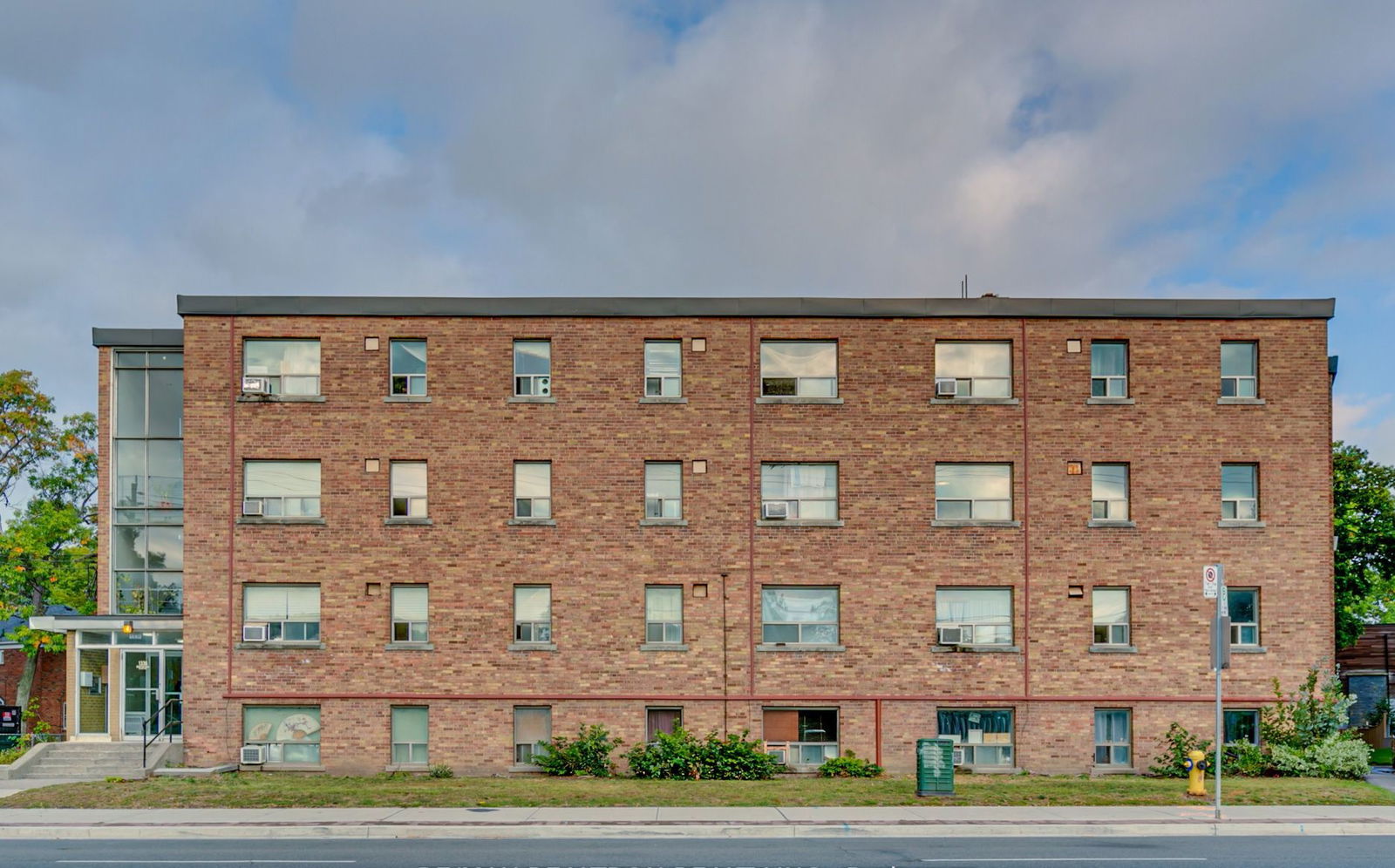 1336 Kingston Road, Scarborough, Toronto