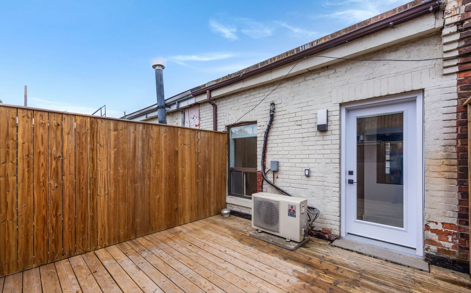 Rooftop Deck — 884 Queen Street West, West End, Toronto