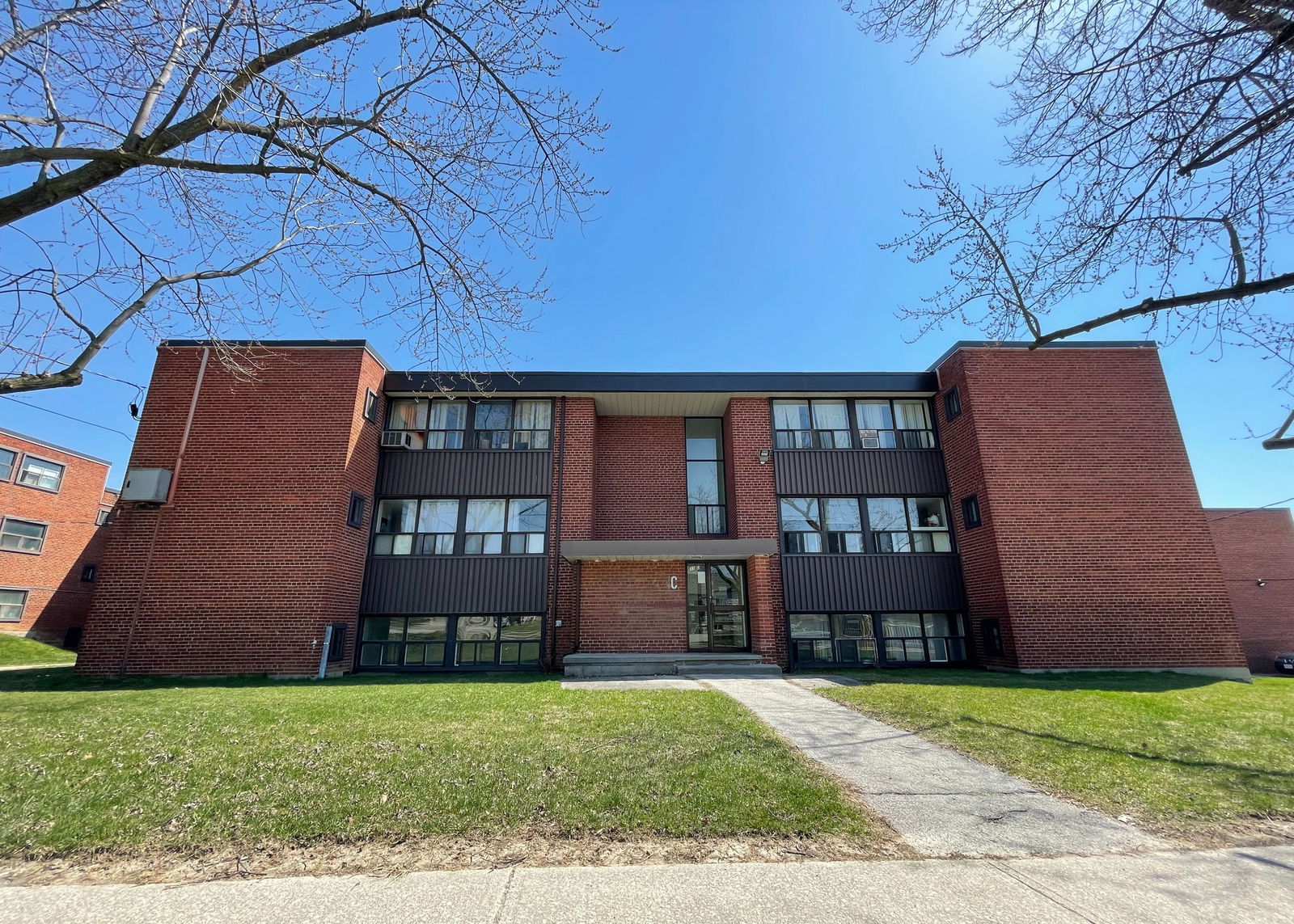 33 Flamborough Drive, North York, Toronto