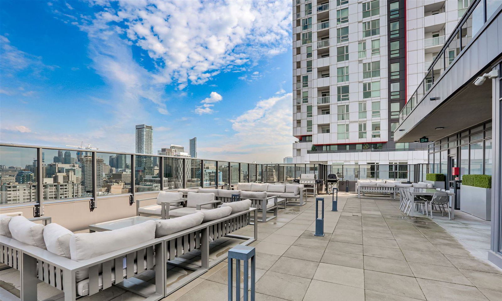 Rooftop Deck — 330 Richmond Condos, Downtown, Toronto