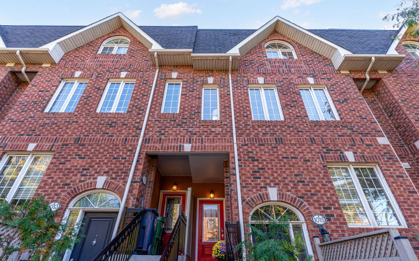 1015b College Street, West End, Toronto