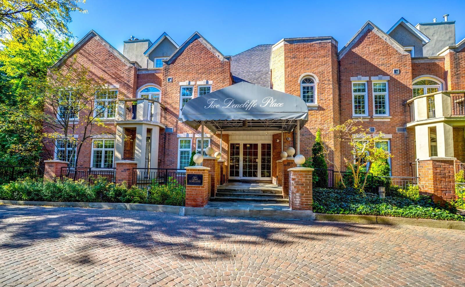 The Doncliffe Place, North York, Toronto