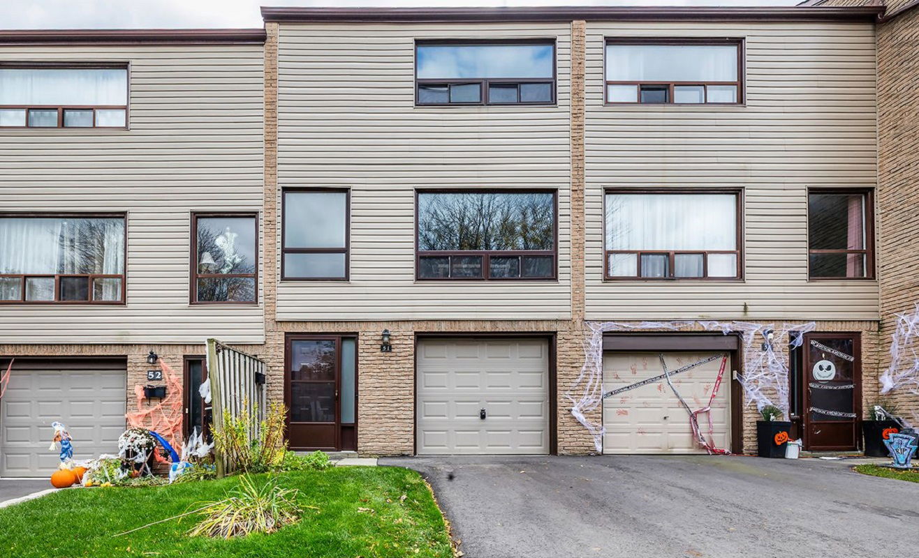 51 Park Lane Circle East, Clarington, Toronto