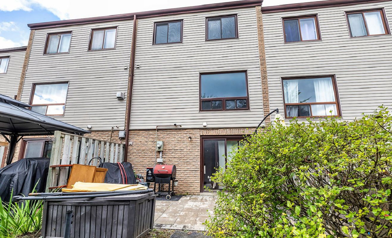 51 Park Lane Circle East, Clarington, Toronto