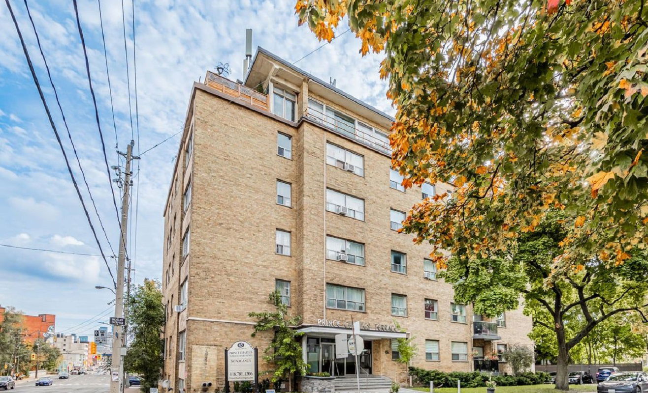 Prince Charles Terrace, Midtown, Toronto