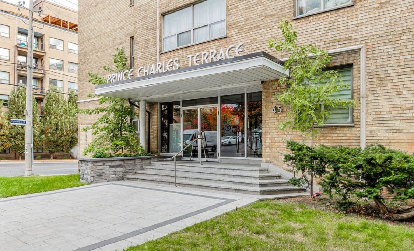 Entrance — Prince Charles Terrace, Midtown, Toronto