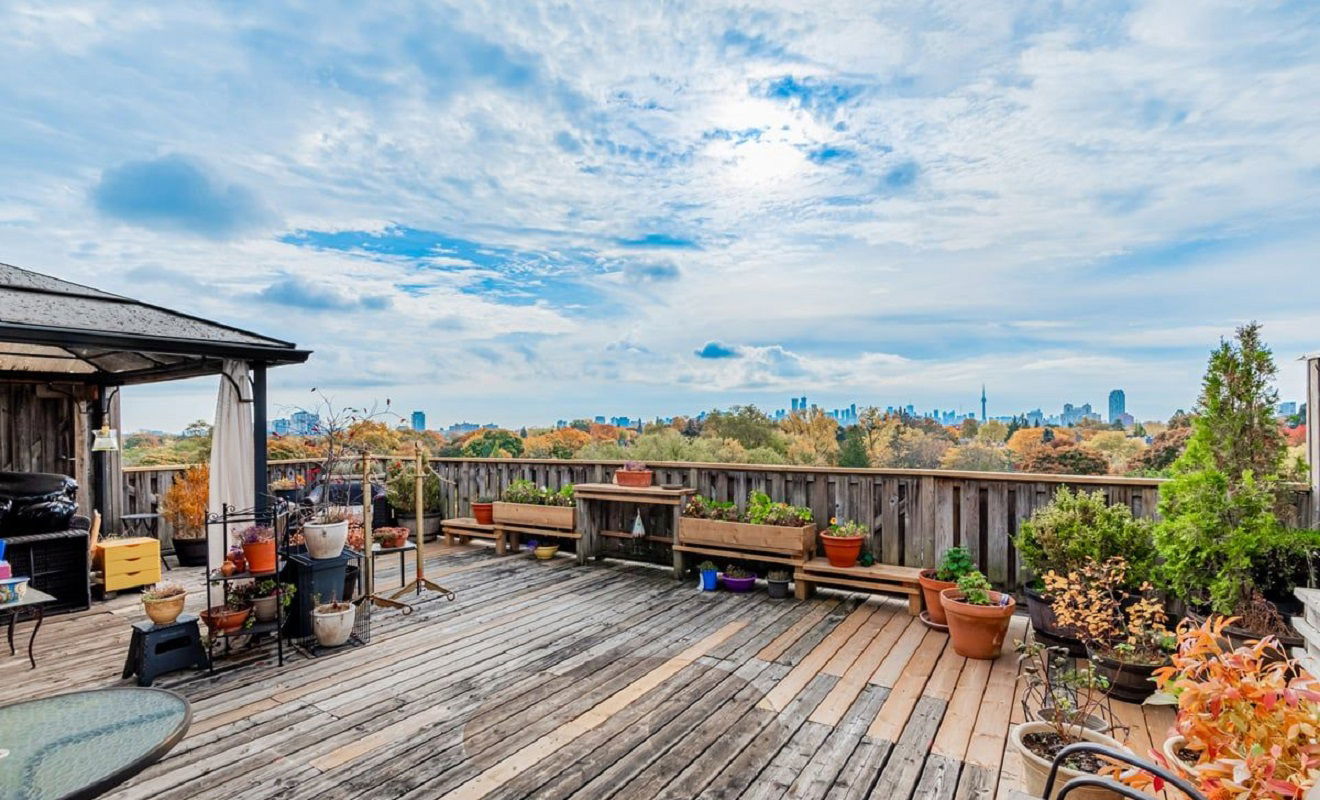 Rooftop Deck — Prince Charles Terrace, Midtown, Toronto