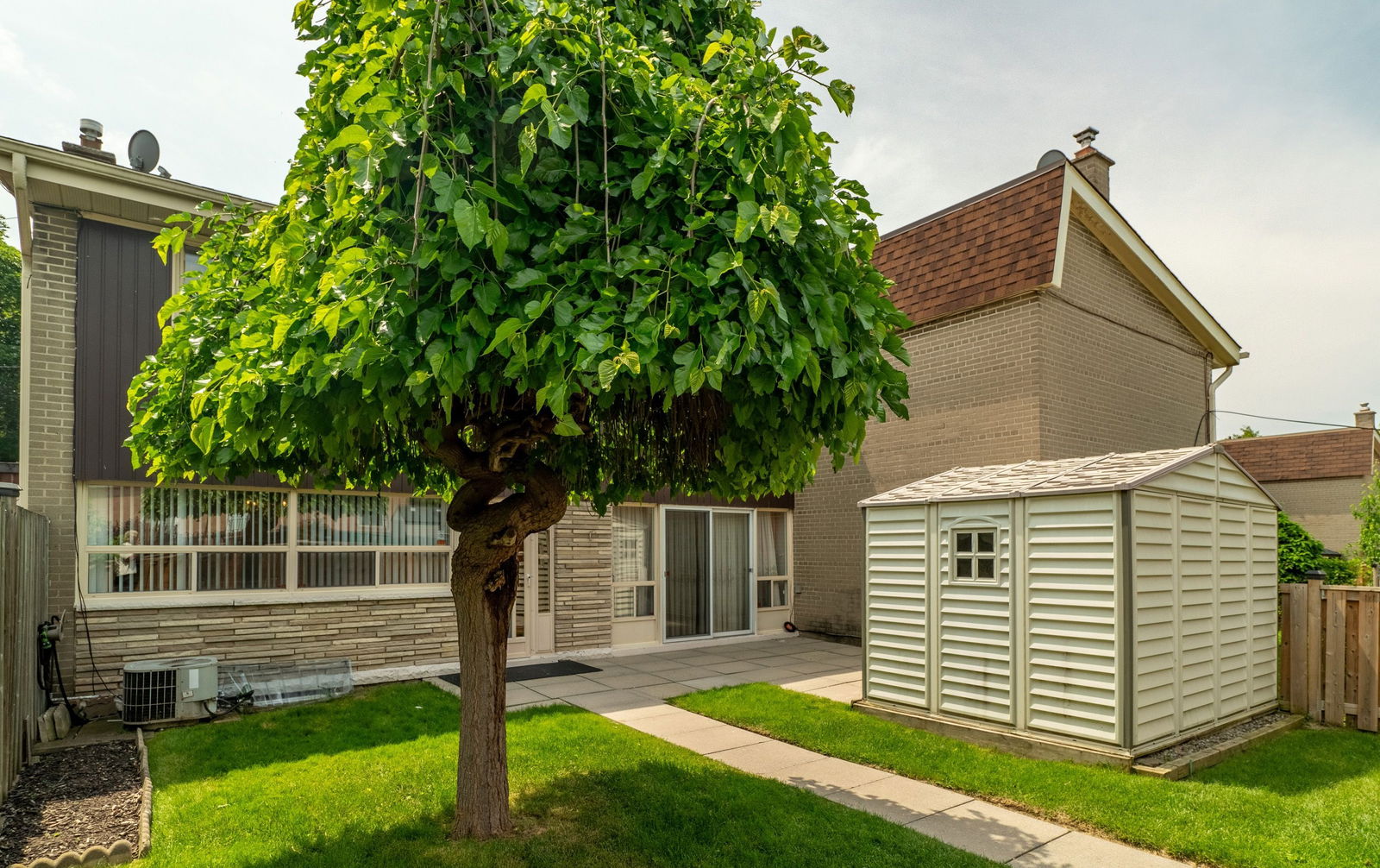11 Enclave Mews, North York, Toronto