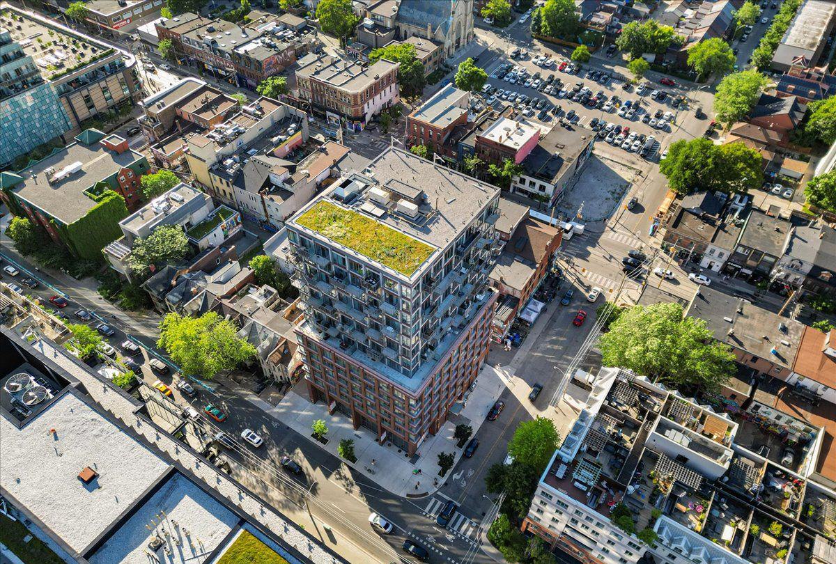 Exterior — Rush Condos, Downtown, Toronto