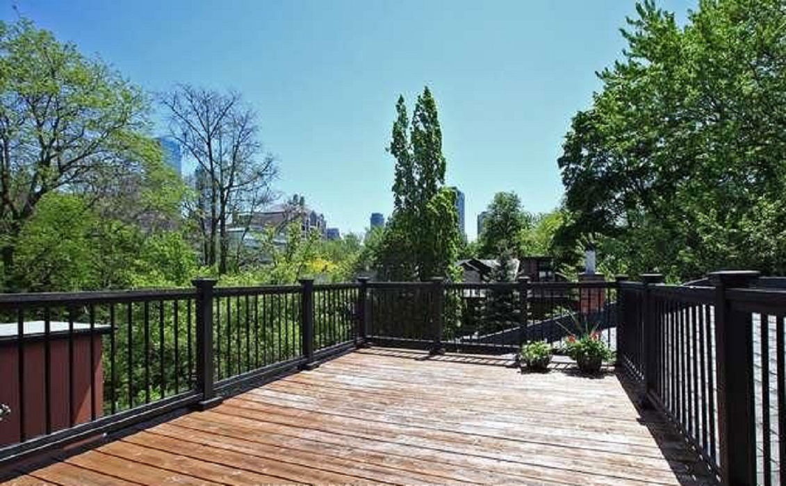 Rooftop Deck — 19 Bernard Avenue, Downtown, Toronto