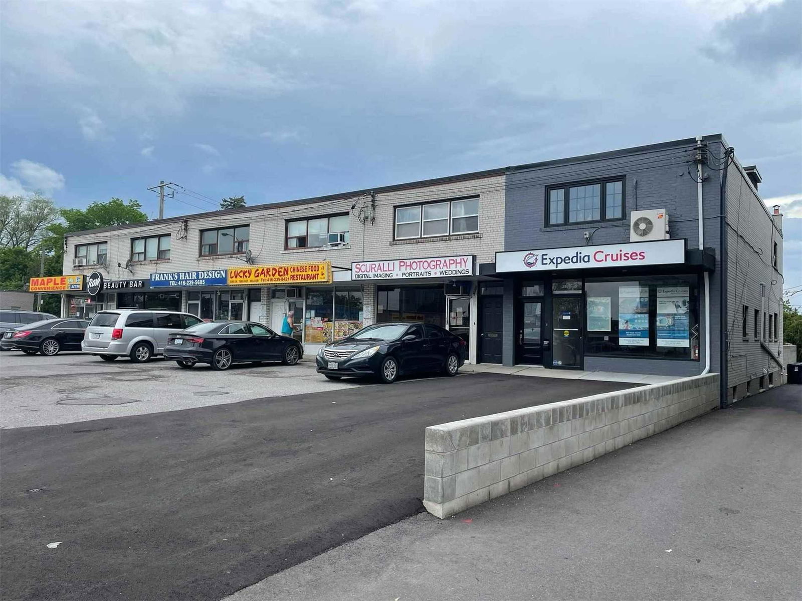 3828 Bloor Street West, Etobicoke, Toronto