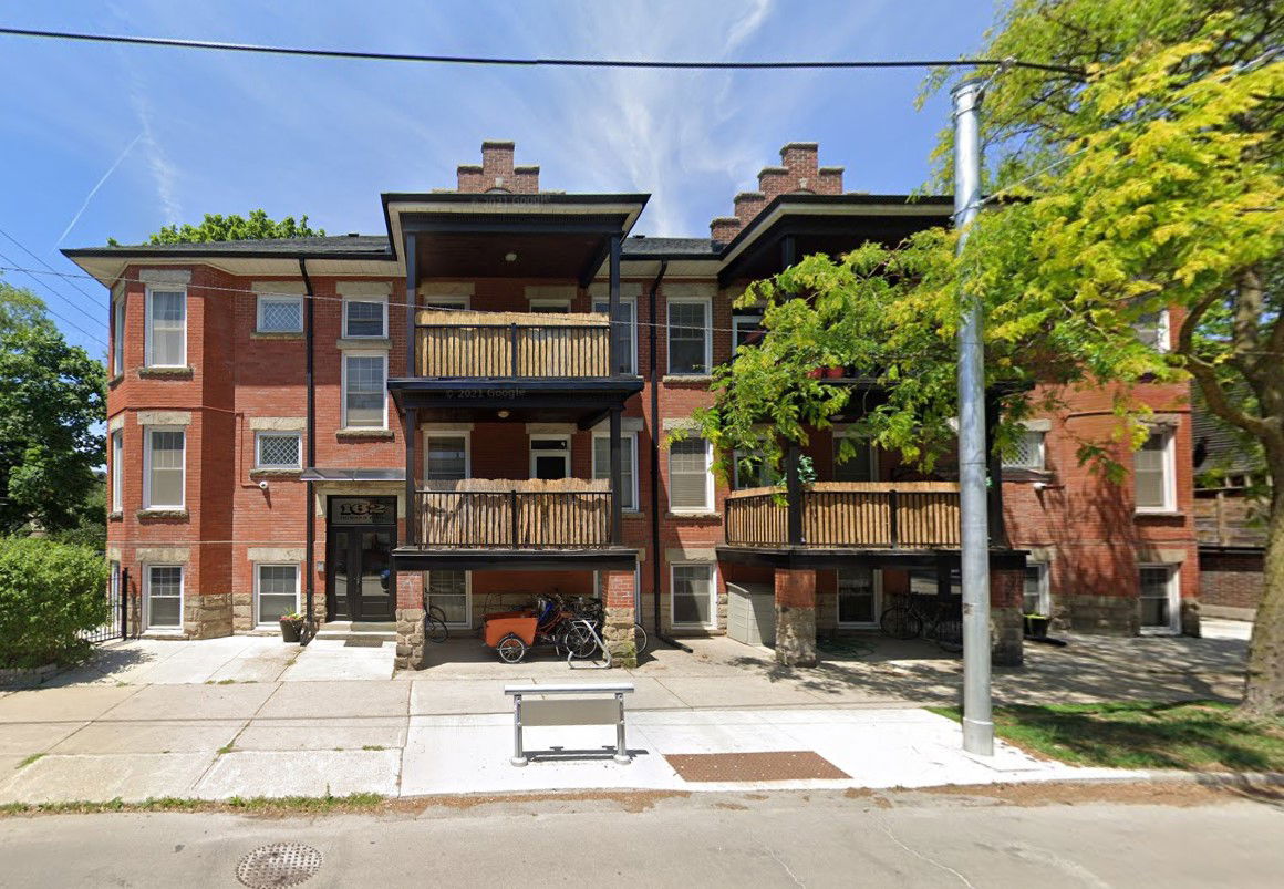 160 Howard Park Avenue, West End, Toronto