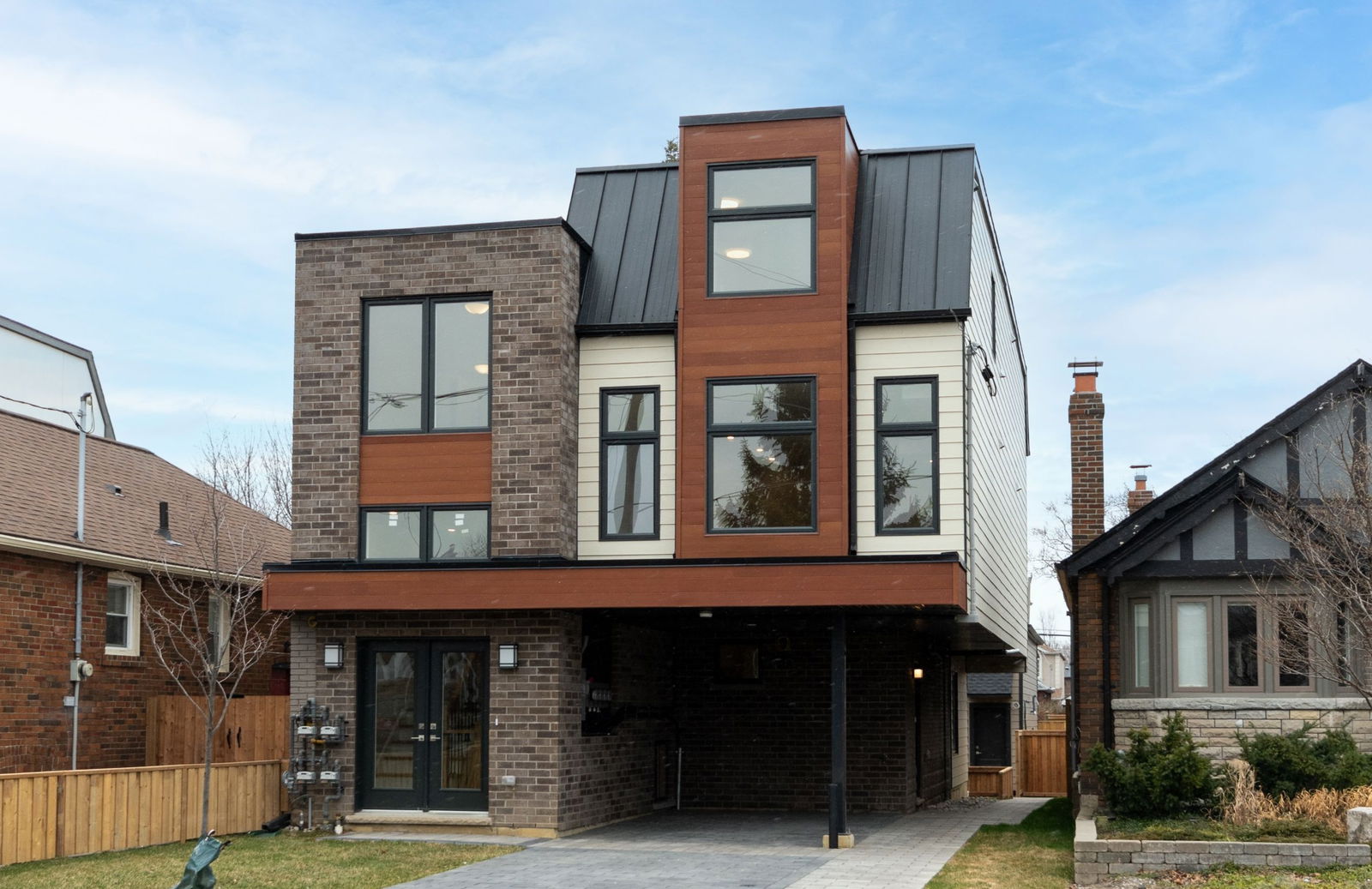 319 Mortimer Avenue, East York, Toronto