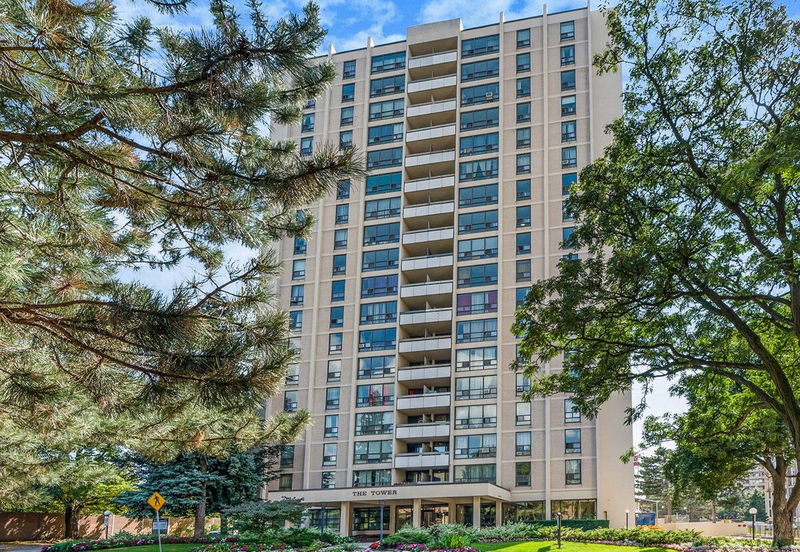 111 Ridelle Avenue Apartments