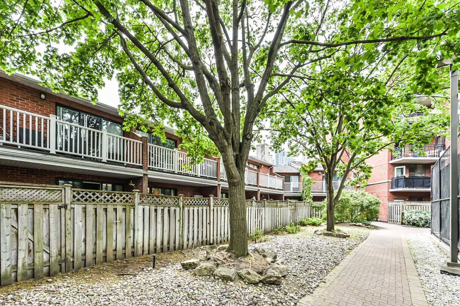 664 Wellington Street West, Downtown, Toronto