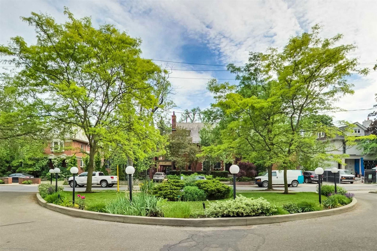 Skyline — 158 Crescent Road, Midtown, Toronto