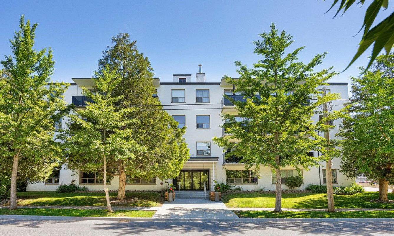 55 Forty Second Street, Etobicoke, Toronto