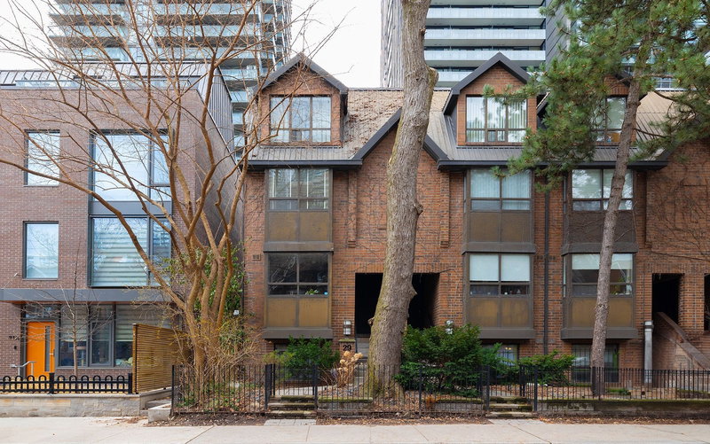 29a Dundonald Street