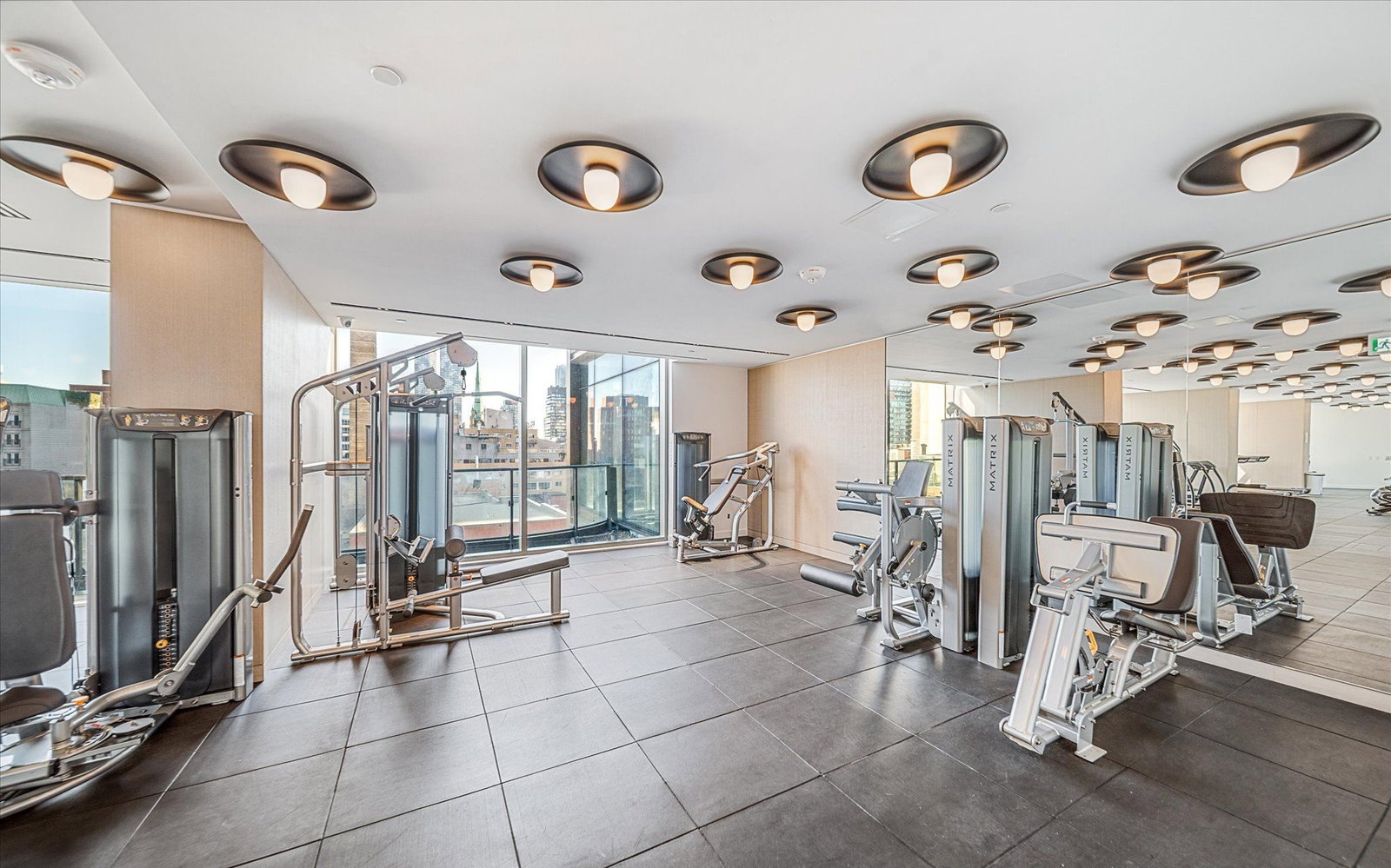 88 Queen St, 88 Queen Condos, Gym