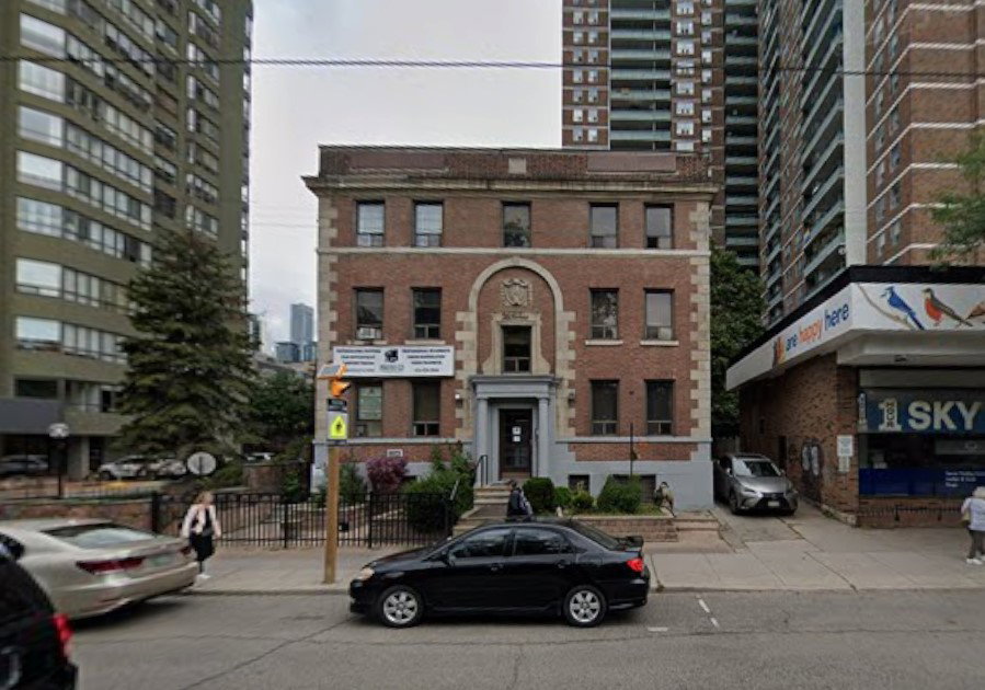 134 Carlton St, La Verne