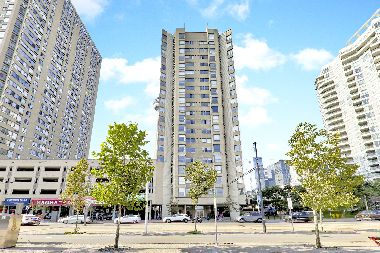 Exterior — Harbourpoint I Condos, Downtown, Toronto