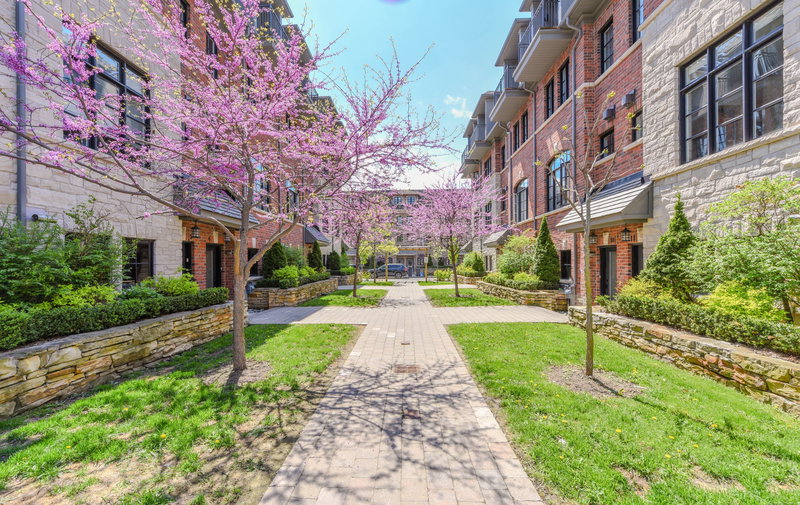 31 Salvador Allende Court