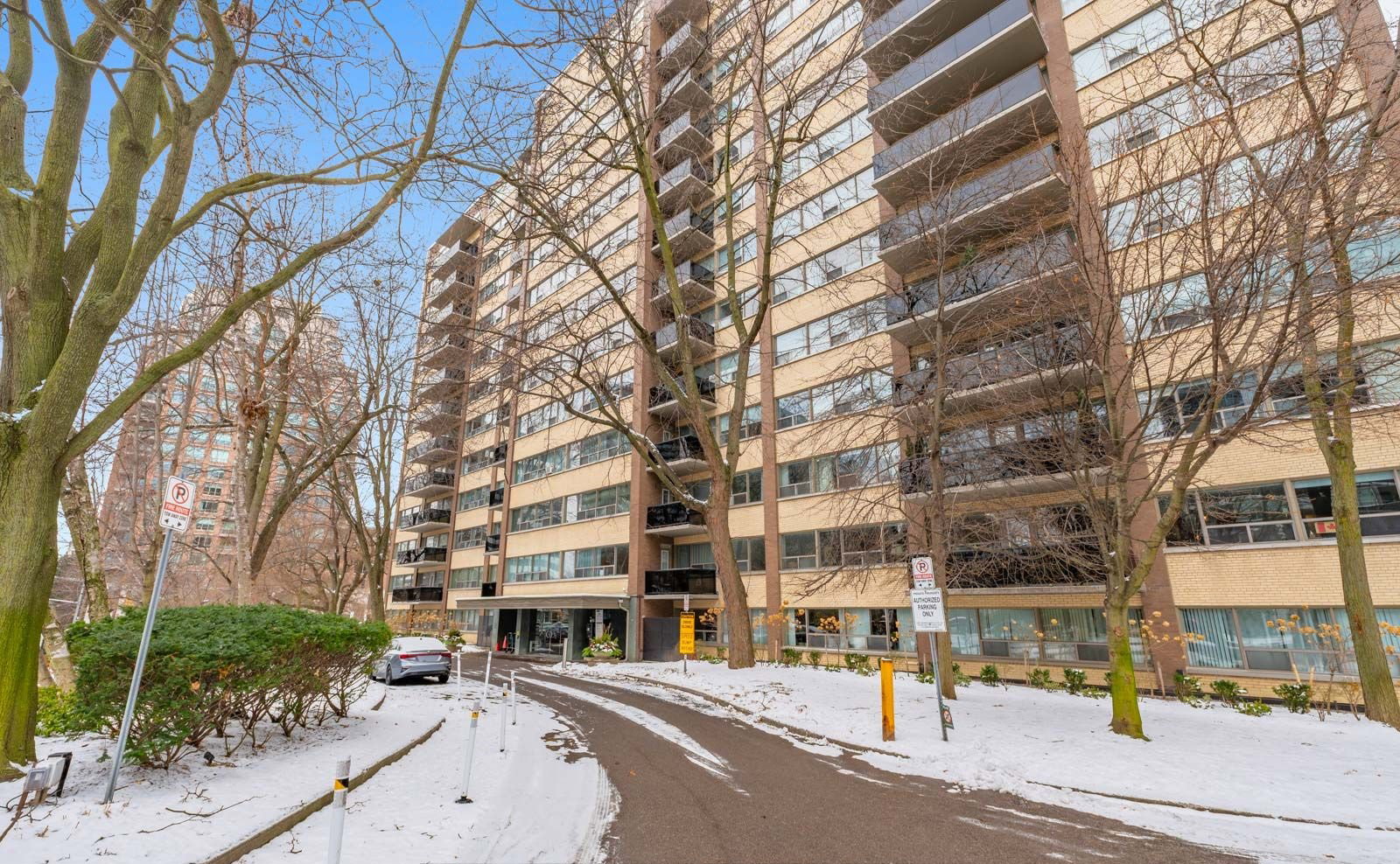 484 Avenue Rd, Avenue Road-484