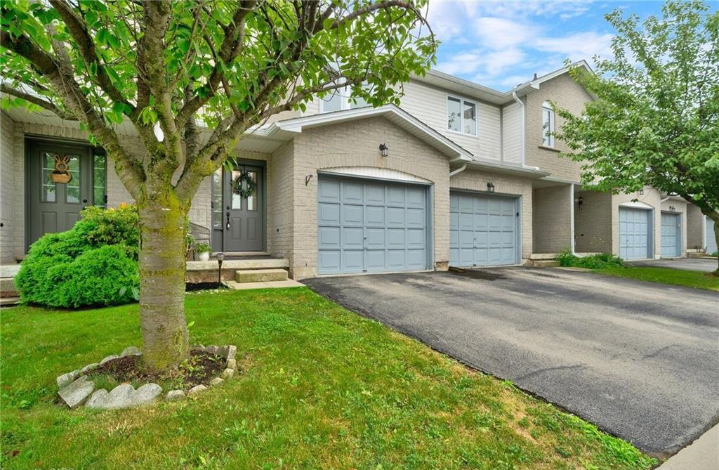 800 Paramount Dr, Paramount Valley, Exterior Side