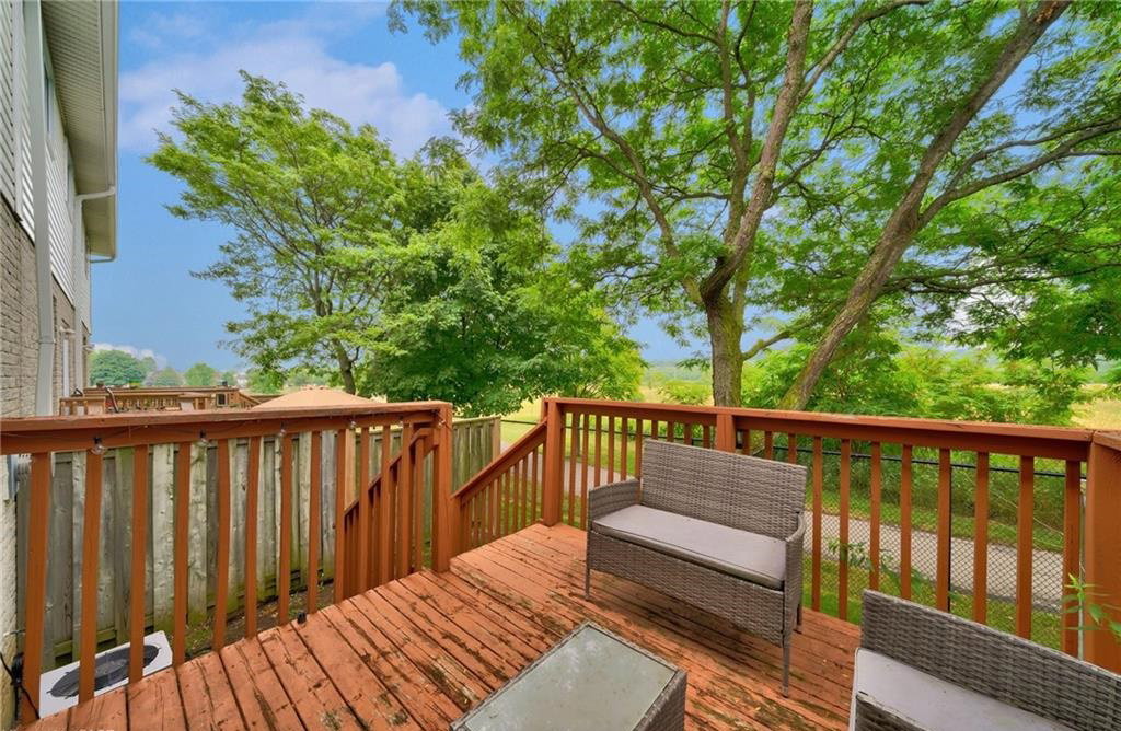 800 Paramount Dr, Paramount Valley, Patio